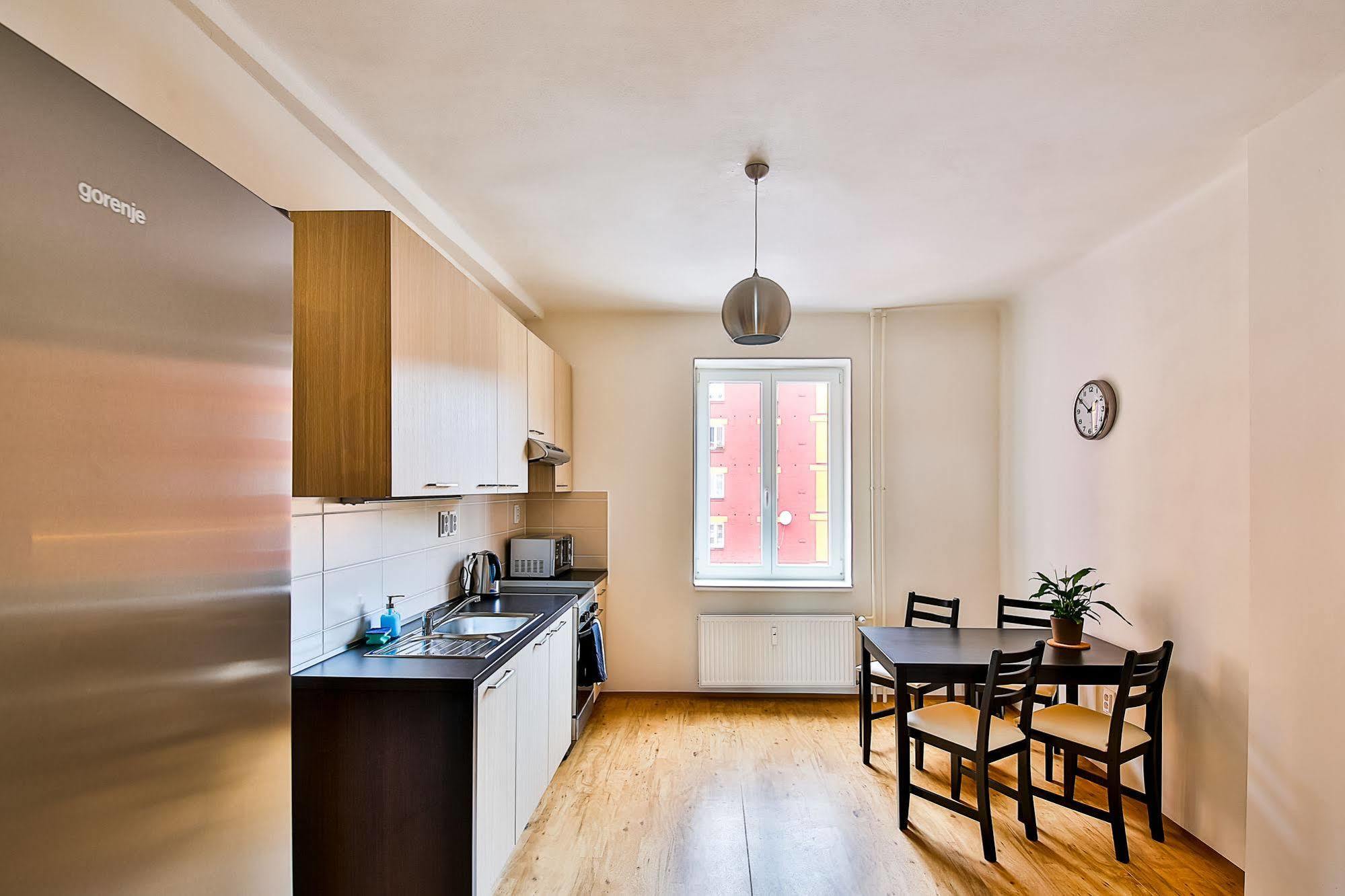 Vitom Apartments Острава Экстерьер фото